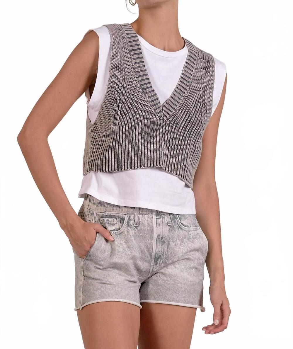 NEW ELAN two fer sleeveless sweater top in grey wash